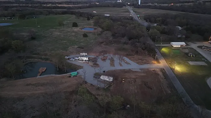 Lake Life RV Park 4