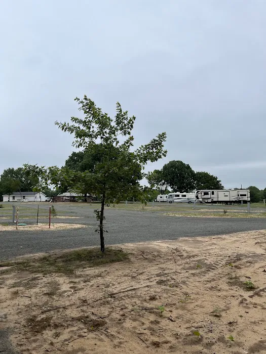 Great Outdoors RV Park 8
