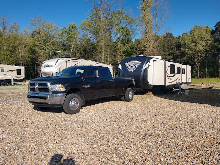 Golden's Riverside RV Park 6