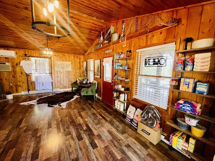 Pine Creek Hideaway Cabins & RV Resort 6