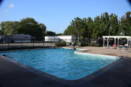 Meadowood Manufactured Home Community