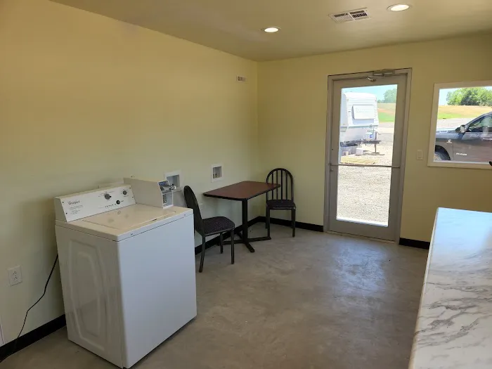 EXIT 196 RV Court & Park 9