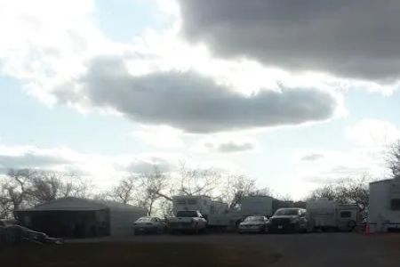 Hilltop rv and rentals