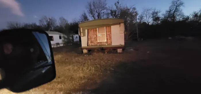 Old Town Mobile Home and RV Park 5