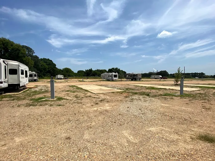 Peaceful Home RV park and Strorage 1