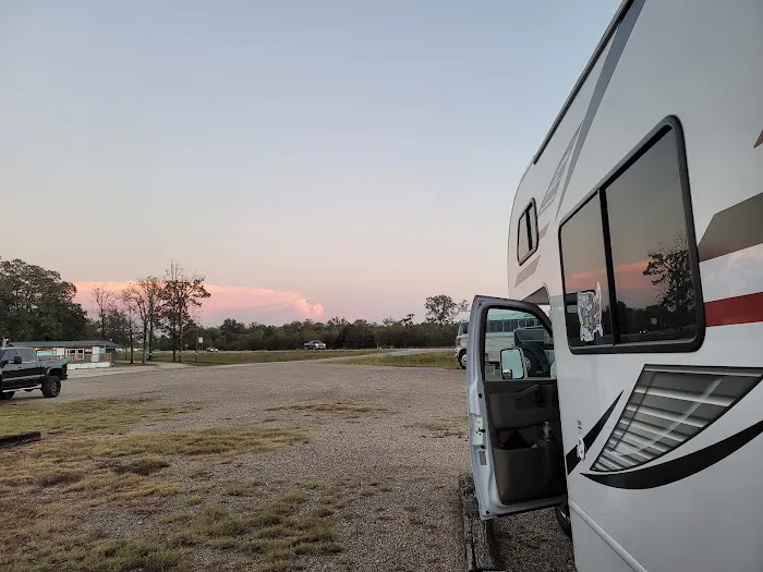Carter's RV Park 7