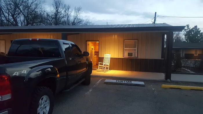 Pecan Creek Lodge & RV Park 5