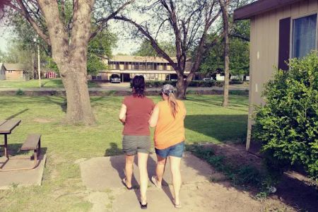Pecan Creek Lodge & RV Park