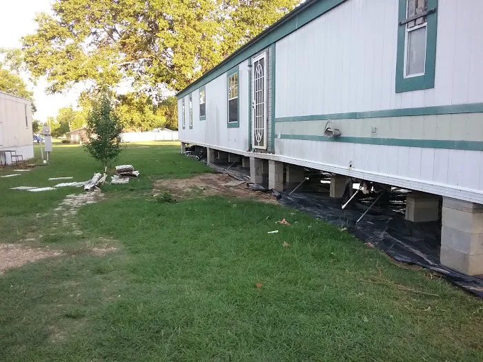 Texarkana Estates Mobile Home Community 6