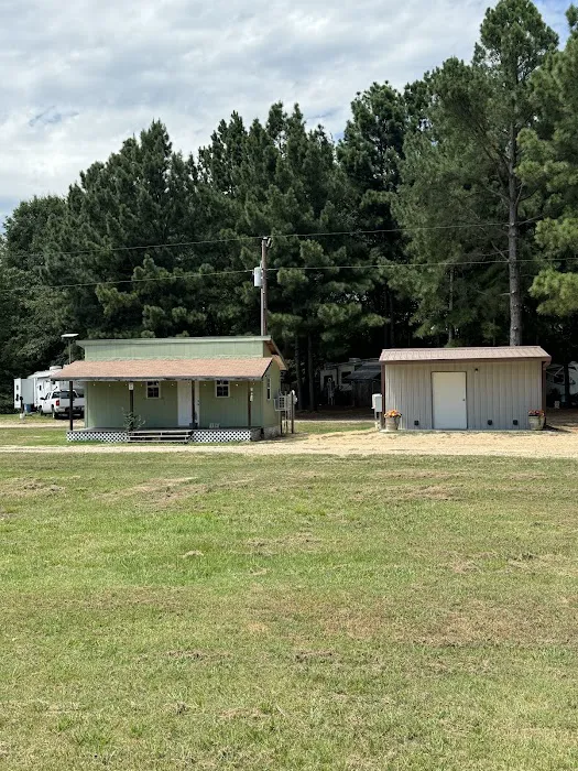 DW’s Lakeside RV Park 5