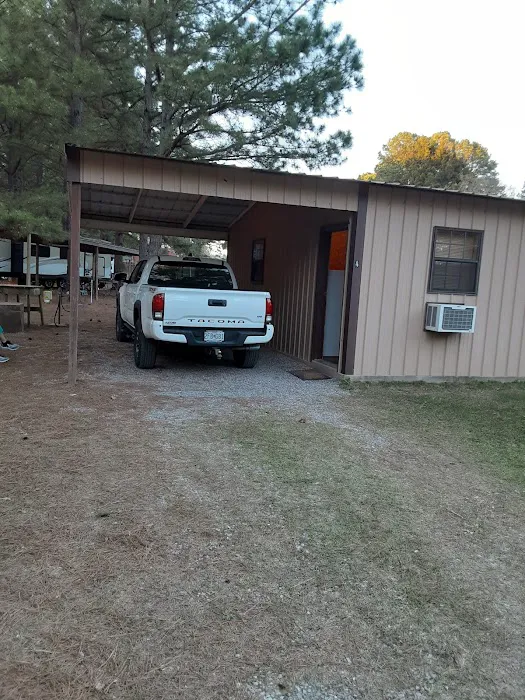 Little Pine Cabins & RV Park 9