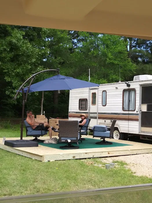DW's RV Park 8