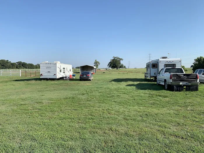 Rolling Stone Stables and RV Park 4