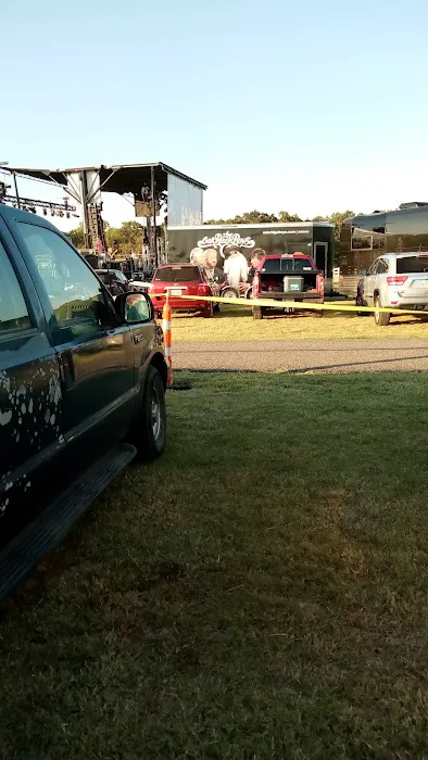 Paris North RV Park 4