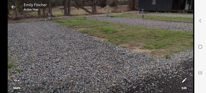 Raceway Rv and Cabins 9