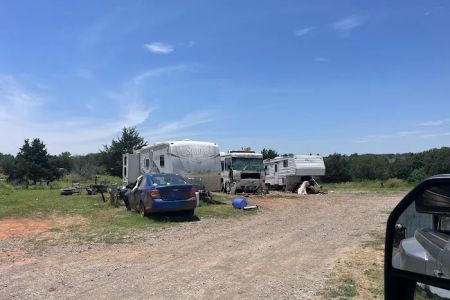 Holiday Roads RV Park