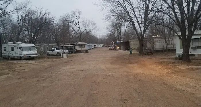Shady Oaks Mobile Home Park 3