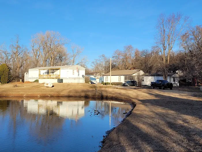 Sherwood Forest Mobile Home Community 8