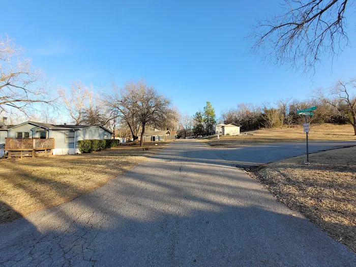 Sherwood Forest Mobile Home Community 4