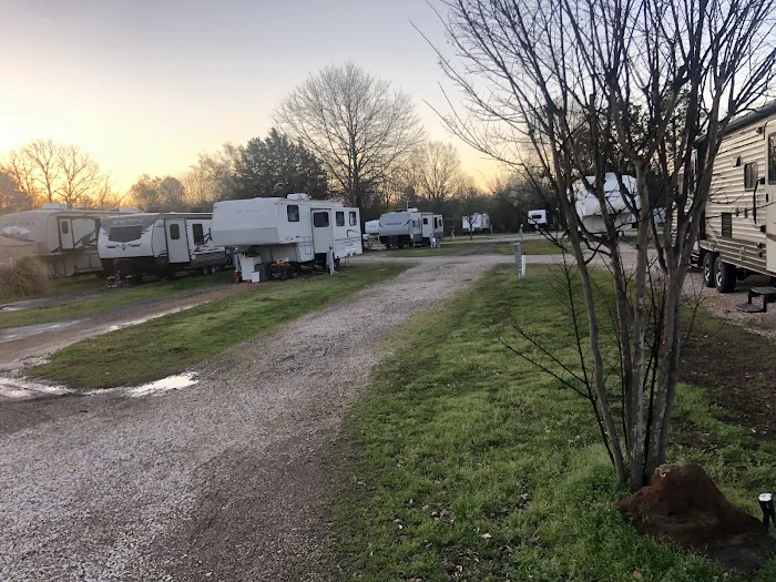 Ramblin Fever RV Park 4