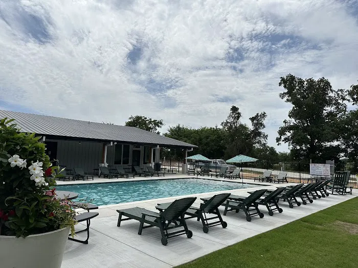 The Oaks on 37 Tiny Homes & RV Resort 2