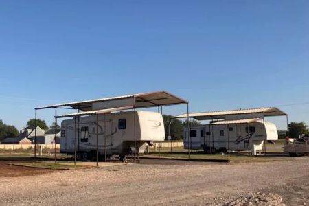 Kingfisher RV Park & Storage