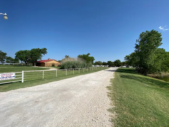 Longhorn Rv Park 6