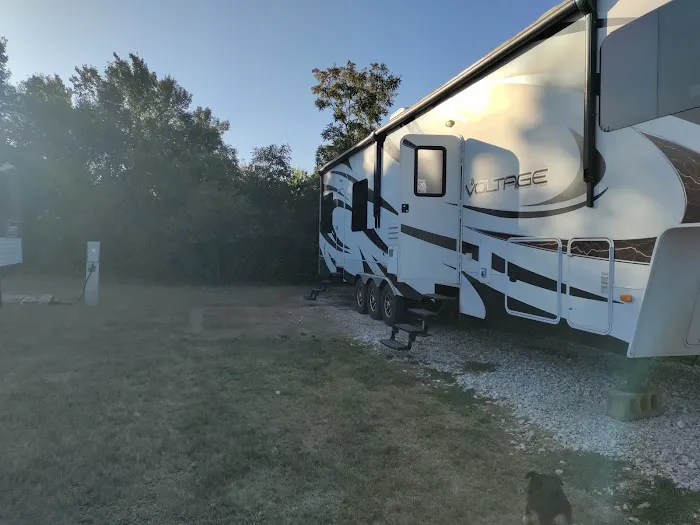 Cedar Creek RV Park 3