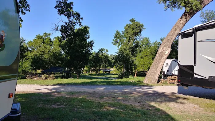 Argonia River RV Park 8