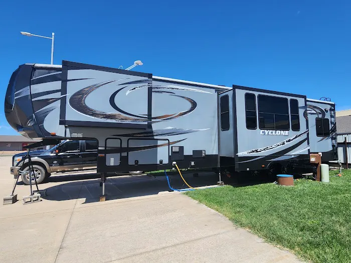 Air Capital RV Park 4