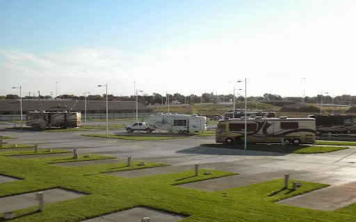 Air Capital RV Park 7