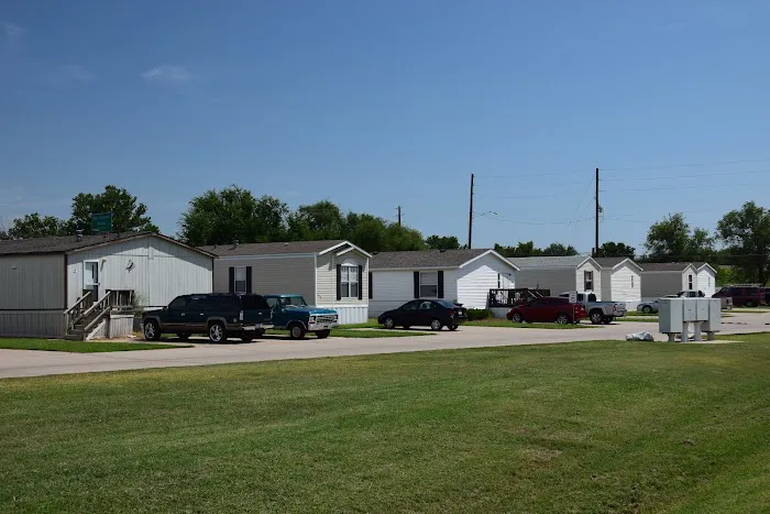 Sherwood Acres Manufactured Home Community 8