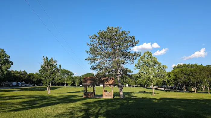 4 Mile Creek Resort - RV Park and Campground 1