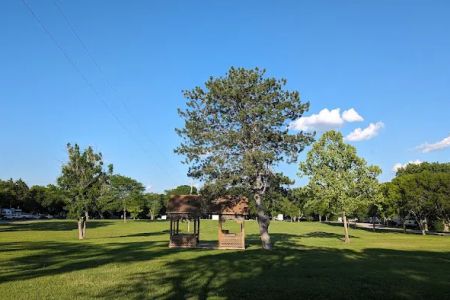 4 Mile Creek Resort - RV Park and Campground