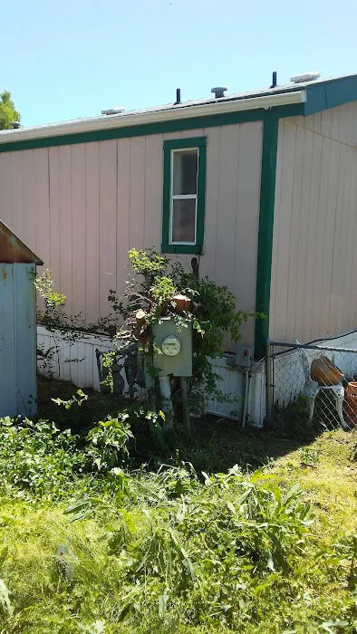 Englewood Mobile Home and RV Park 6