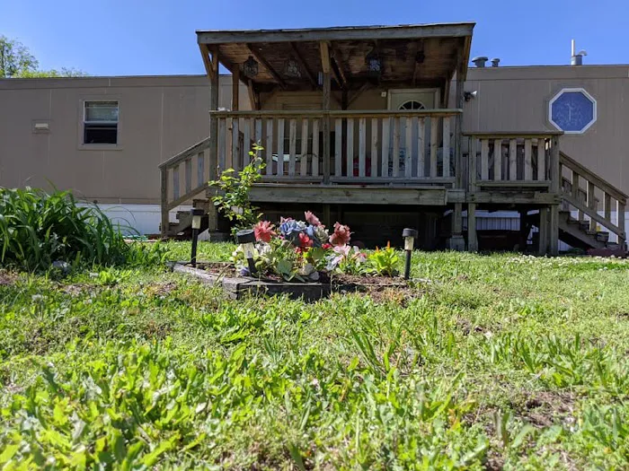Riverside Mobile Home Community 8