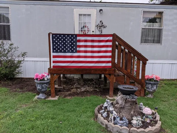 Riverside Mobile Home Community 5