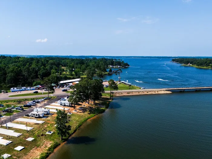 Big Al's Barefoot Bay 6