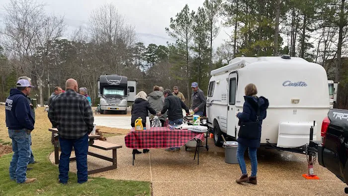 Avinger Station RV Park 7
