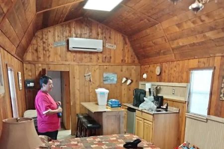 Lake O' Pines RV Park, Marina & Inn