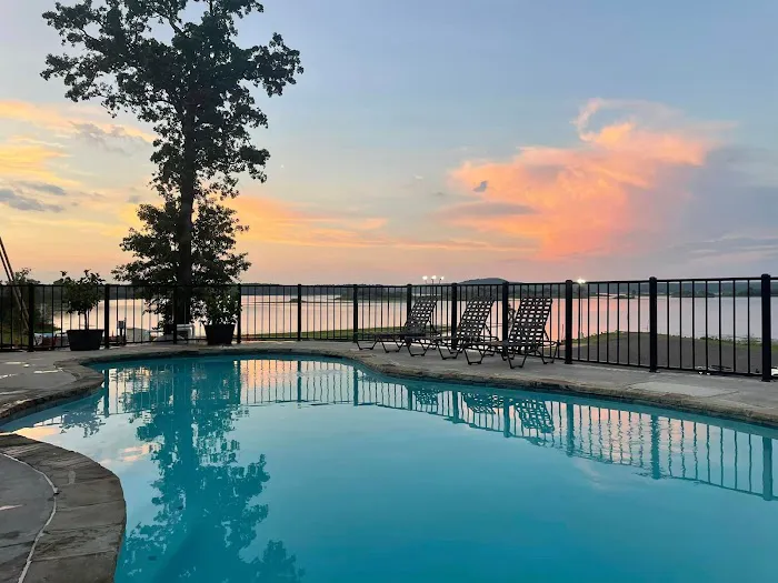 Lake O' Pines RV Park, Marina & Inn 2