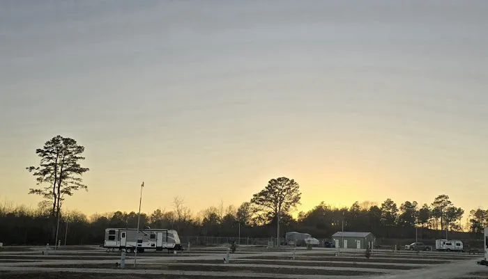 The Escapes RV Park & Storage 1