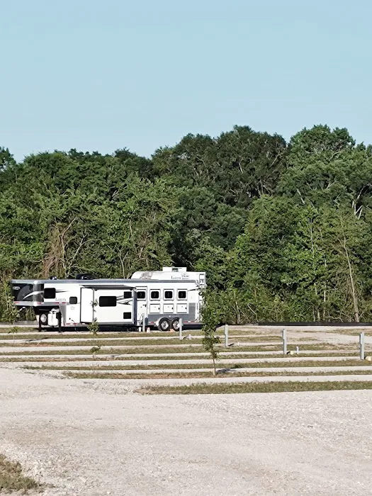 The Escapes RV Park & Storage 2