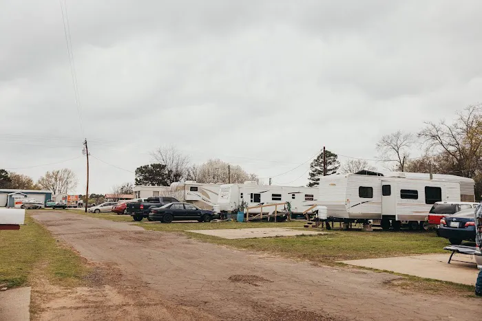 Tri-Lakes RV Park 1