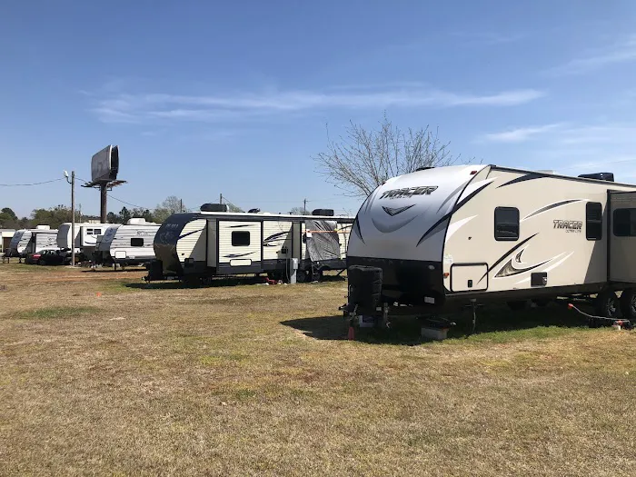 CJ's RV and Storage 6