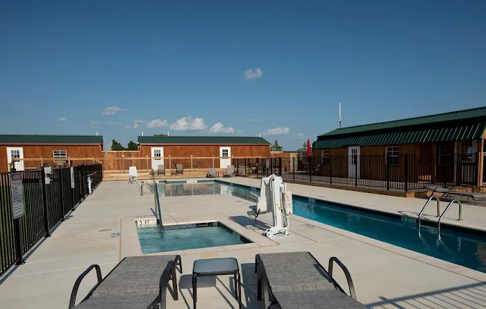 Do Drop Inn RV Resort and Cabins 1