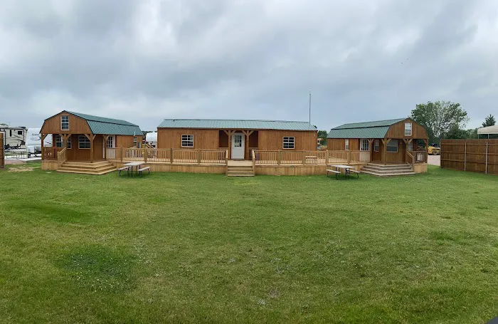 Do Drop Inn RV Resort and Cabins 5