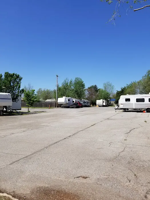Rose RV Park 8