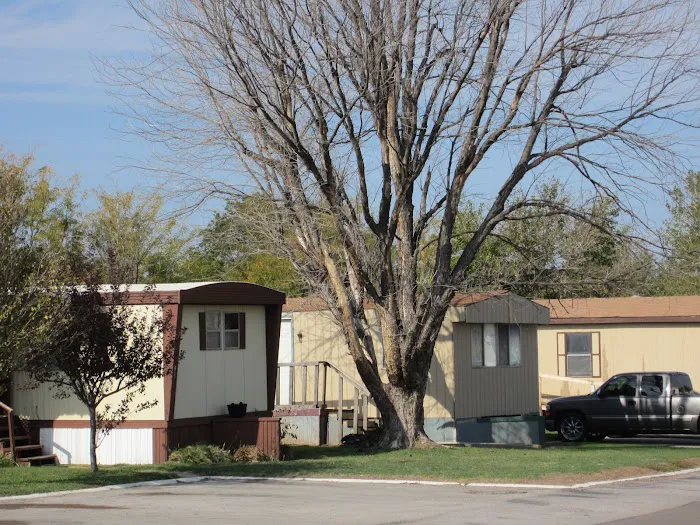 El Reno Village 9