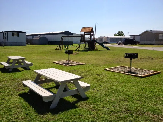 El Reno Village 10